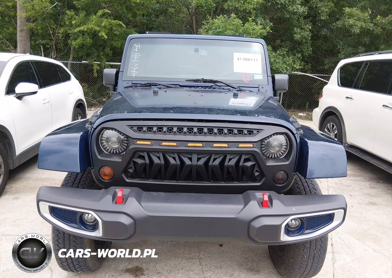 2013 Jeep Wrangler Unlimited Sahara VIN:1C4HJWEG0DL628184 - 6