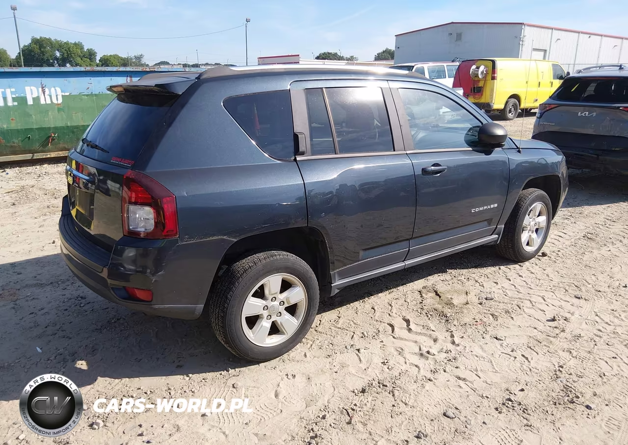 2014 Jeep Compass Sport VIN:1C4NJCBA4ED594568 - 4