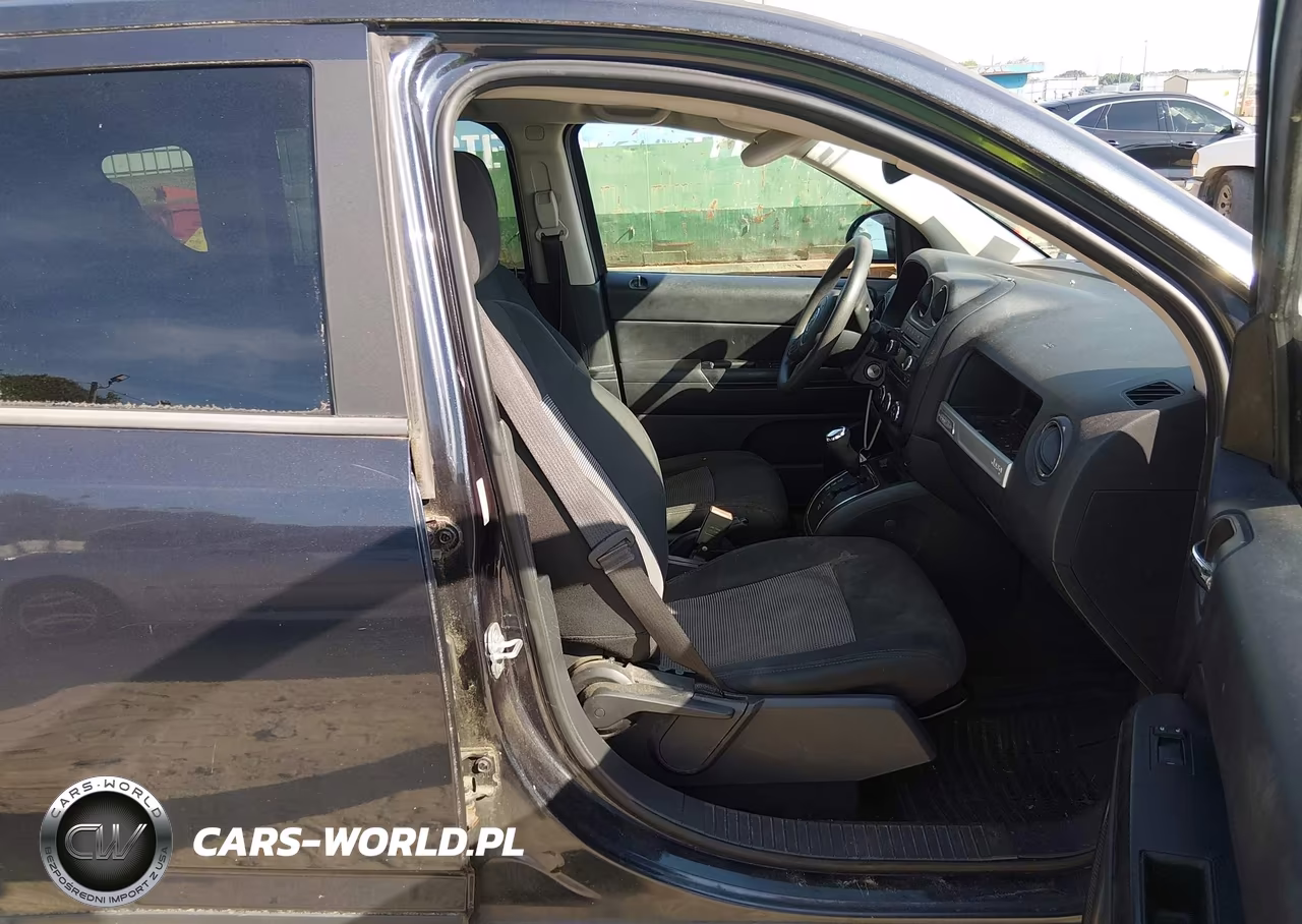 2014 Jeep Compass Sport VIN:1C4NJCBA4ED594568 - 5