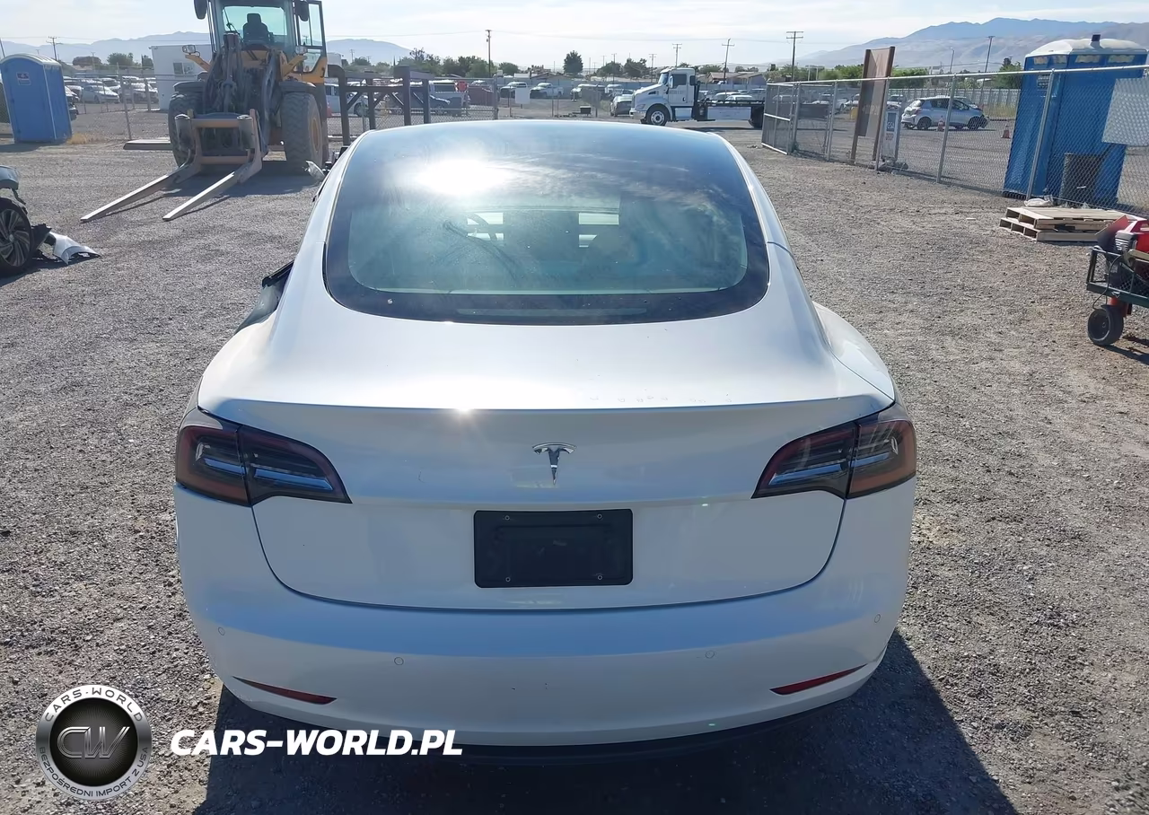 2021 Tesla Model 3 Standard Range Plus Rear-Wheel Drive VIN:5YJ3E1EA8MF873198 - 17