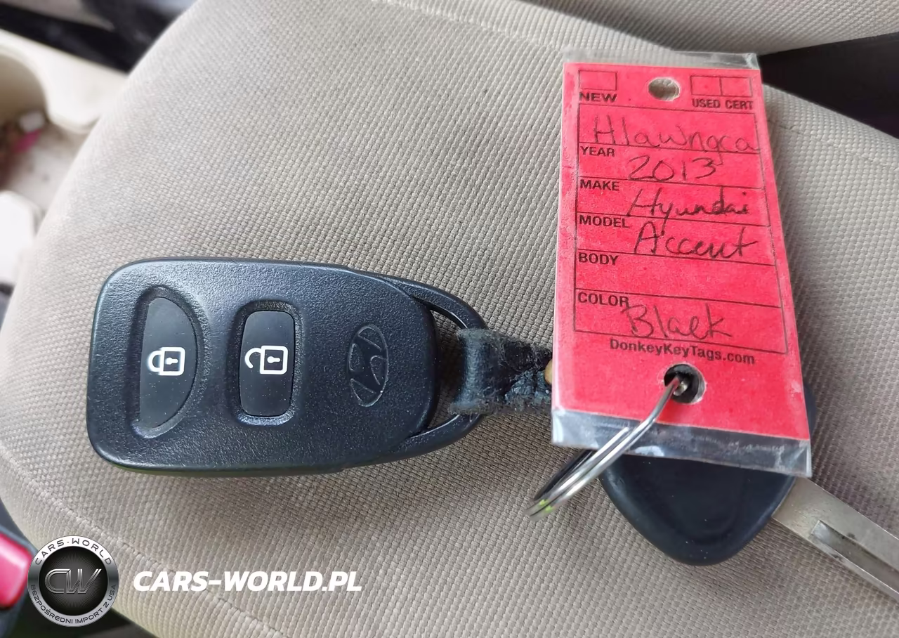 2013 Hyundai Accent Gls VIN:KMHCU4AE2DU381444 - 11