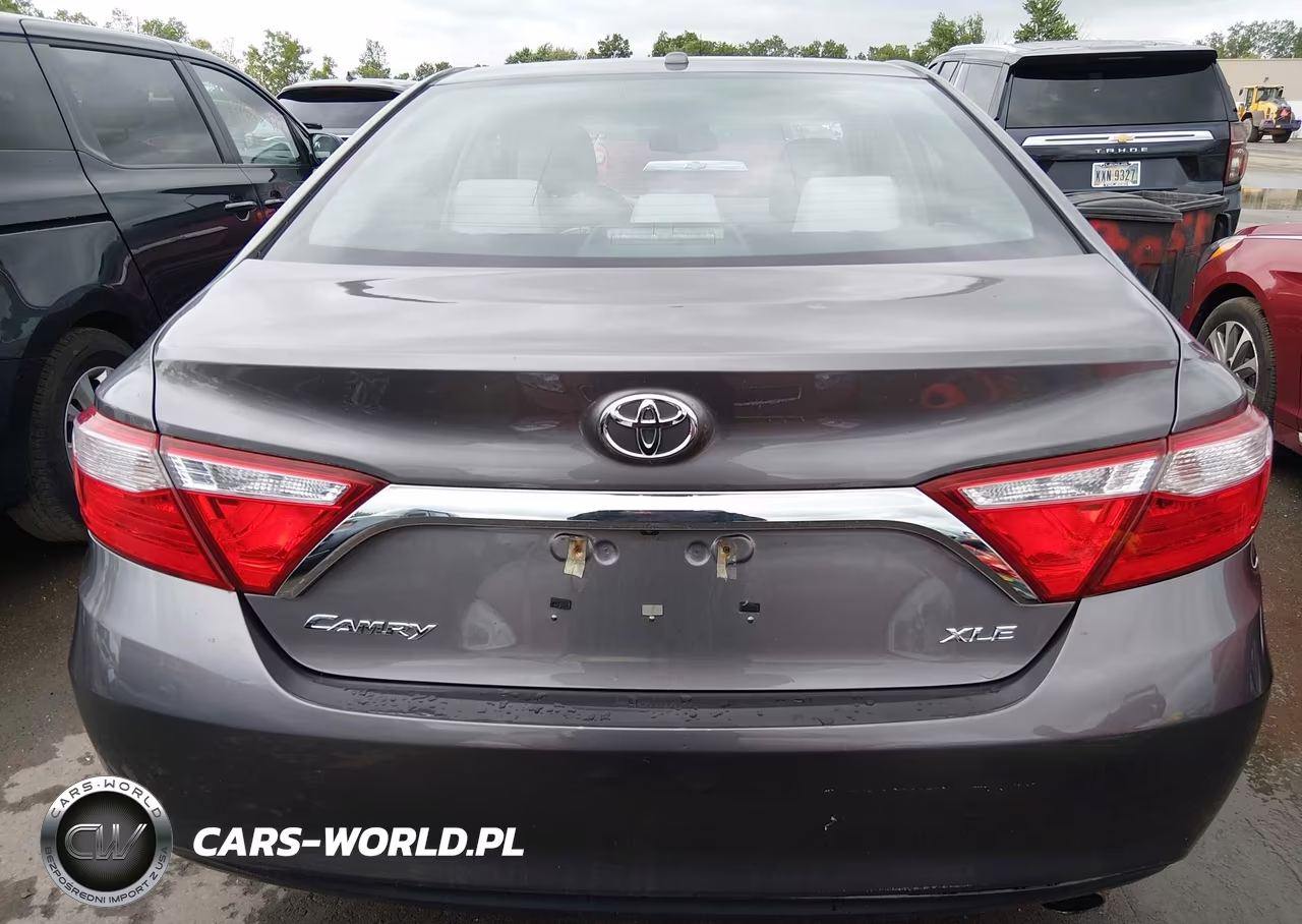 2017 Toyota Camry Xle VIN:4T1BF1FK1HU690217 - 16