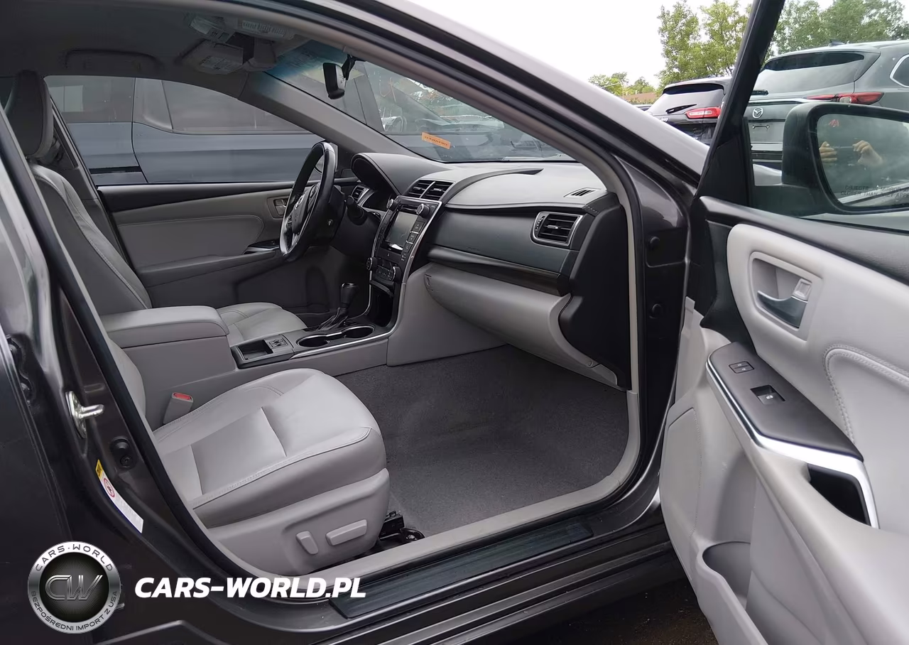 2017 Toyota Camry Xle VIN:4T1BF1FK1HU690217 - 5