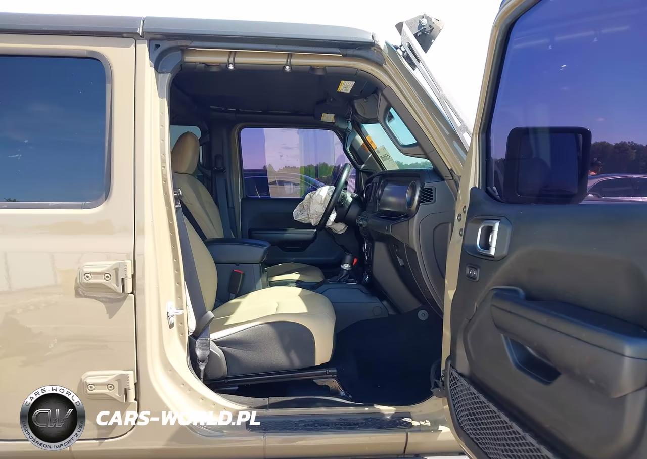 2020 Jeep Gladiator Sport S 4X4 VIN:1C6HJTAG8LL160795 - 5