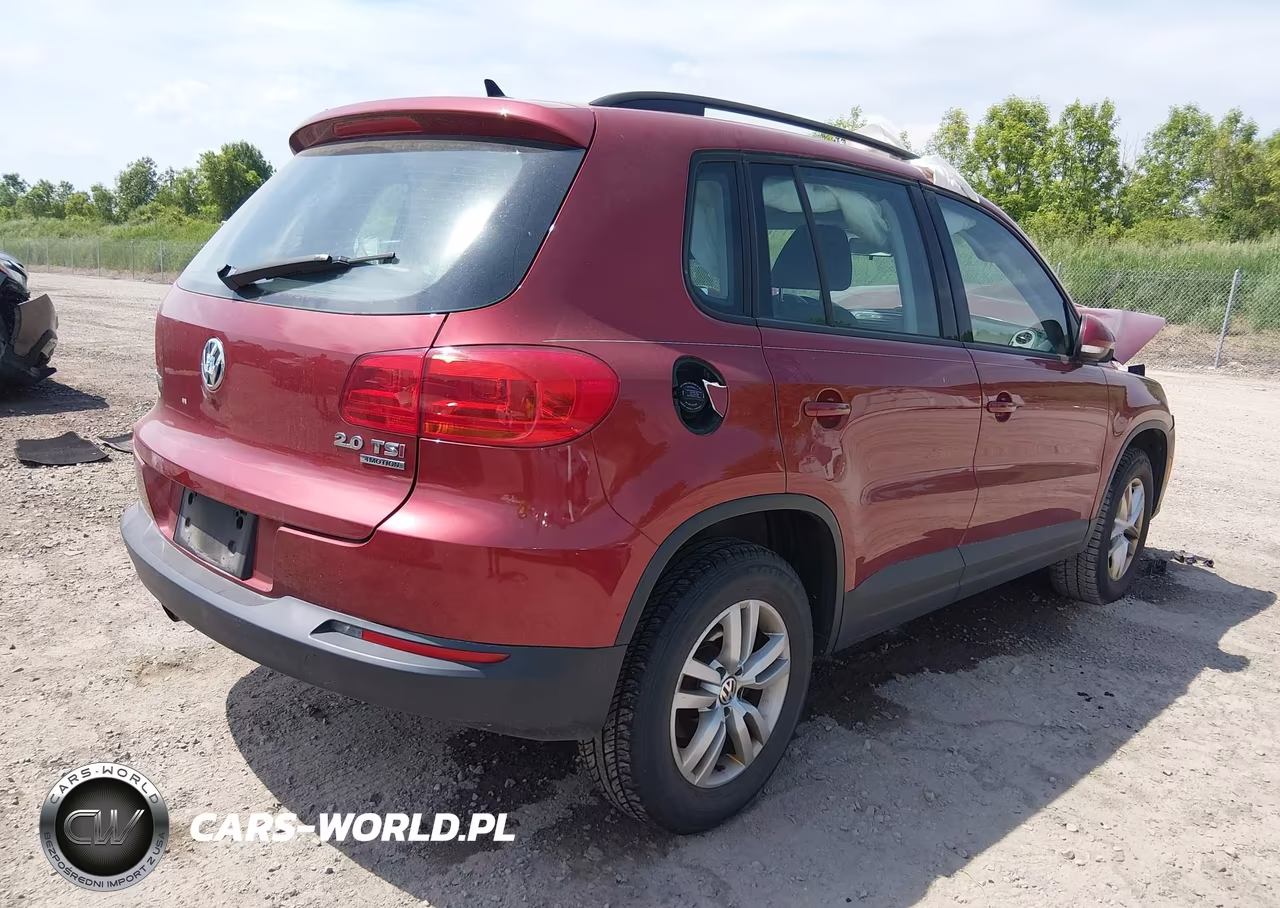 2015 Volkswagen Tiguan S VIN:WVGBV7AX5FW054183 - 4