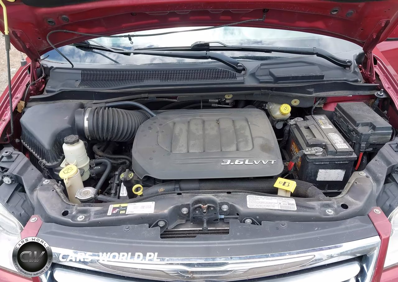 2013 Chrysler Town & Country Touring VIN:2C4RC1BG3DR656963 - 10