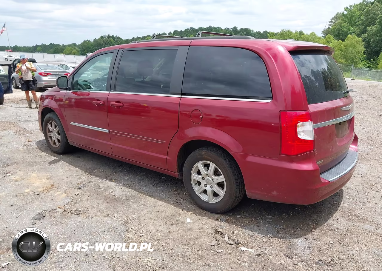 2013 Chrysler Town & Country Touring VIN:2C4RC1BG3DR656963 - 3