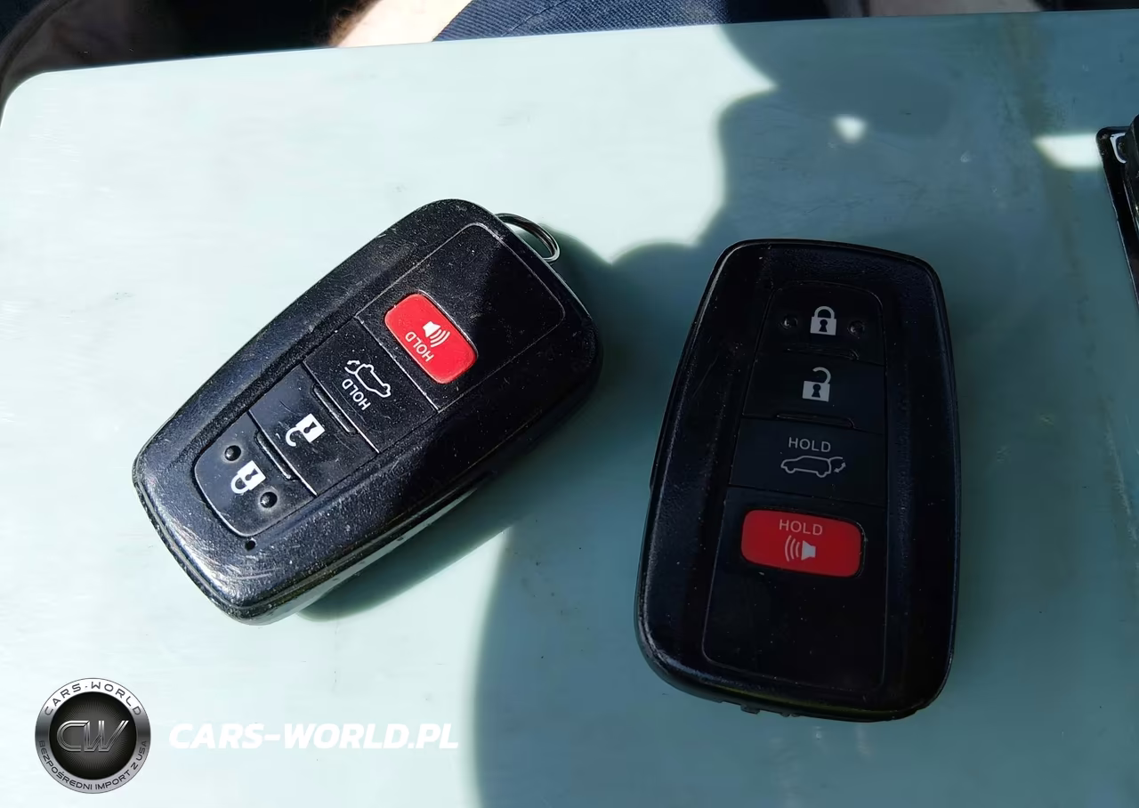 2021 Toyota Highlander Limited VIN:5TDDZRBH2MS088759 - 11