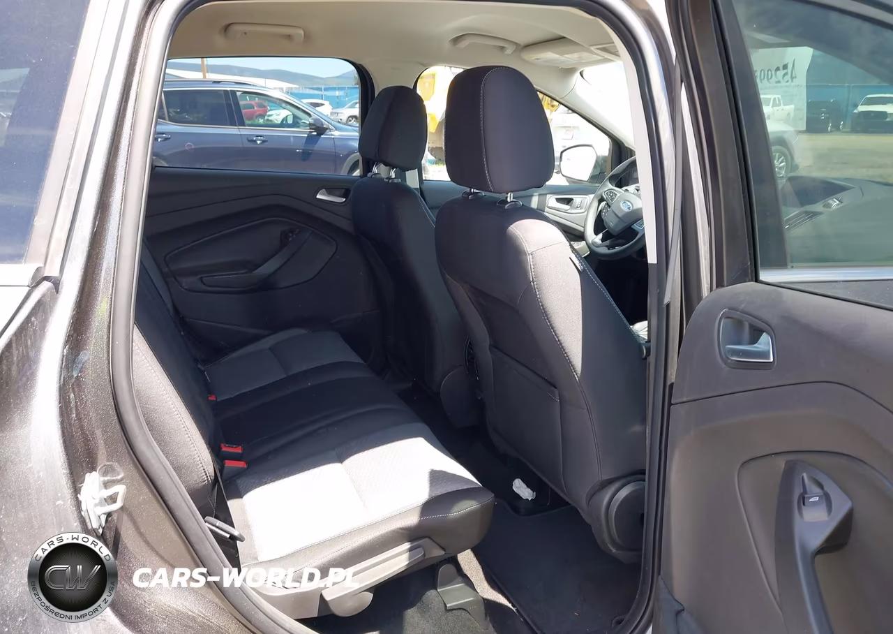 2017 Ford Escape Se VIN:1FMCU9GD3HUE18566 - 8