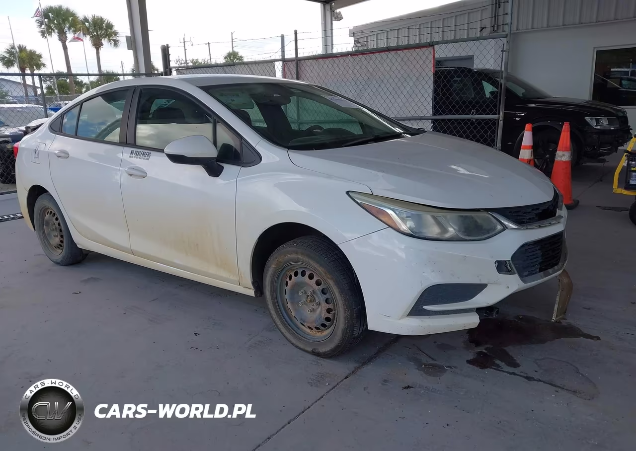 2018 Chevrolet Cruze Ls Auto – zdjęcie 1 z 16