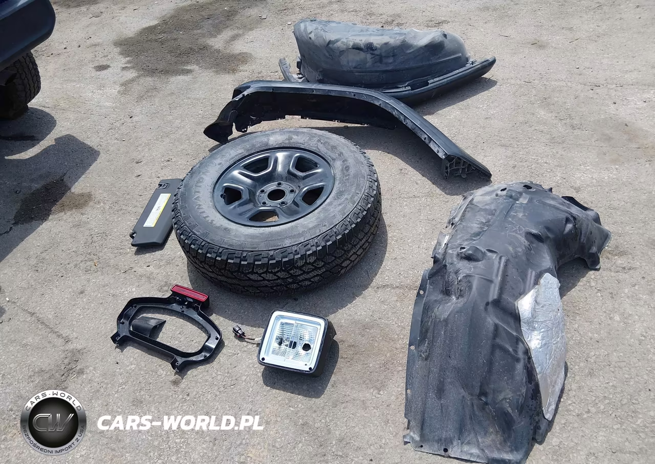2020 Jeep Wrangler Unlimited Sport 4X4 VIN:1C4HJXDN1LW271813 - 12