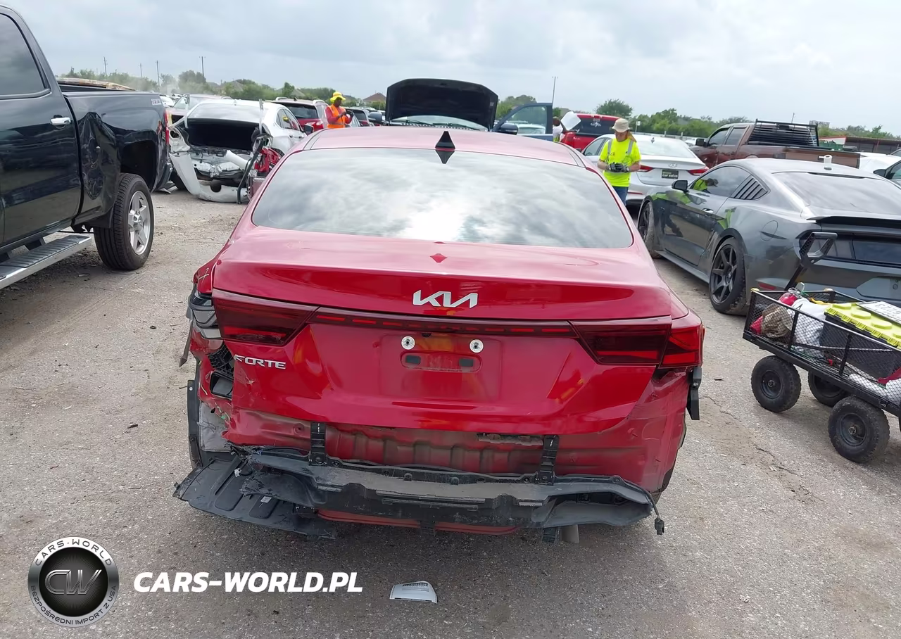 2024 Kia Forte Lxs VIN:3KPF24AD1RE809914 - 16