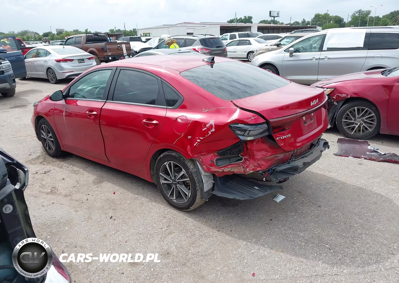 2024 Kia Forte Lxs VIN:3KPF24AD1RE809914 - 3