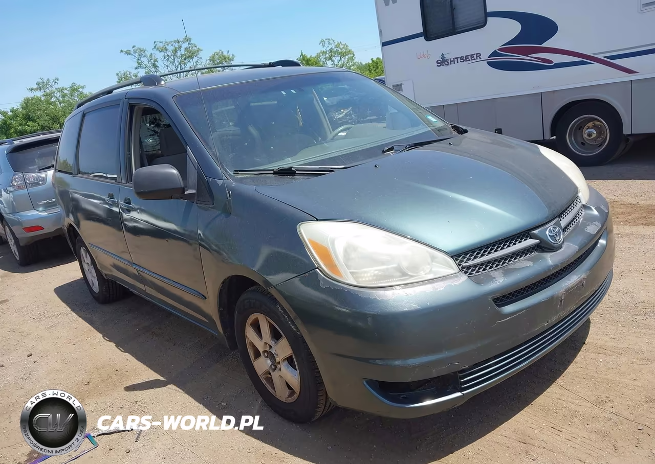 2004 Toyota Sienna Le