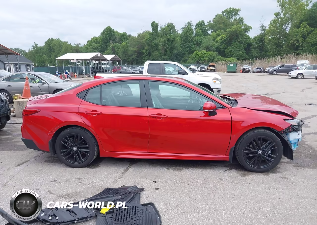 2025 Toyota Camry Se VIN:4T1DBADK3SU009263 - 14