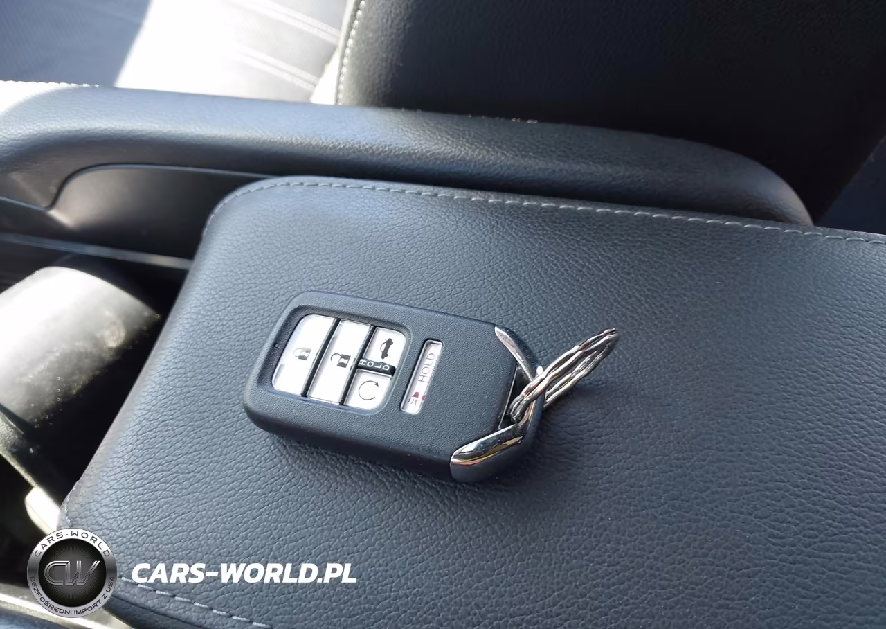 2019 Honda Insight Touring VIN:19XZE4F91KE032617 - 11