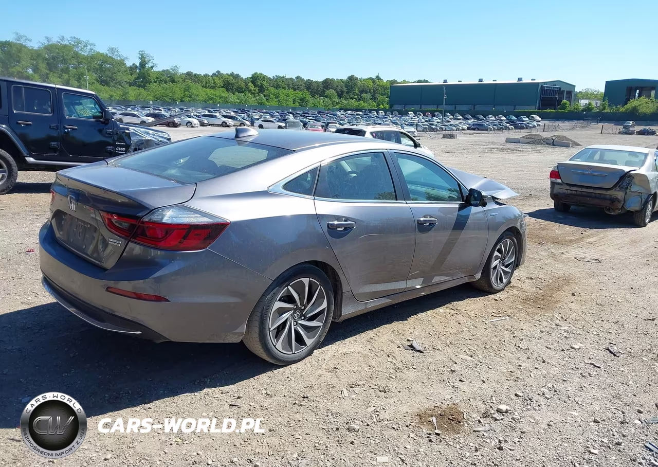 2019 Honda Insight Touring VIN:19XZE4F91KE032617 - 4