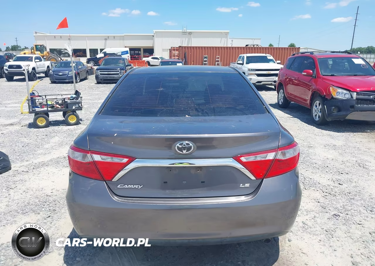2015 Toyota Camry Le VIN:4T4BF1FK9FR473274 - 16