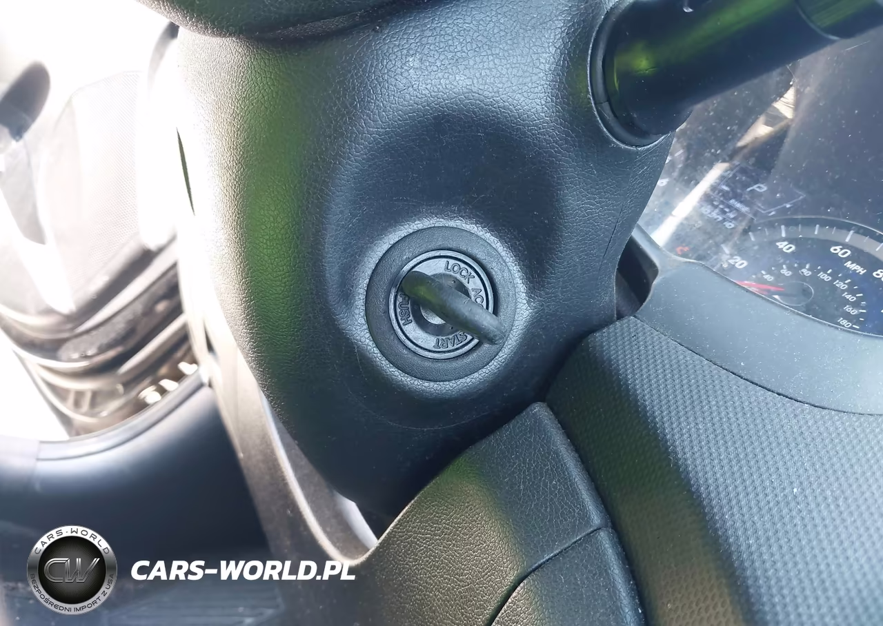 2013 Hyundai Accent Se VIN:KMHCU5AE6DU070587 - 11