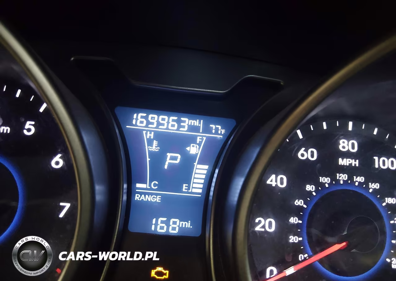 2017 Hyundai Veloster VIN:KMHTC6AD8HU310647 - 15