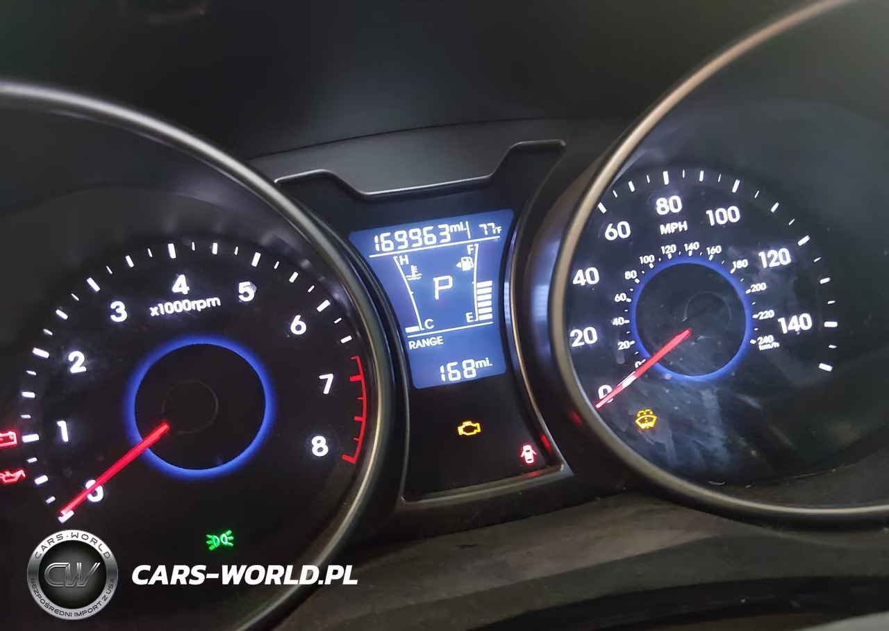 2017 Hyundai Veloster VIN:KMHTC6AD8HU310647 - 7