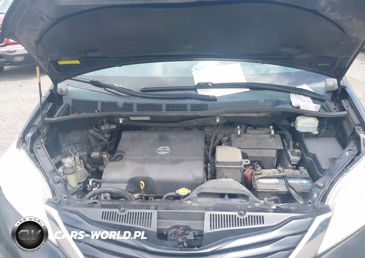 2013 Toyota Sienna Le V6 8 Passenger VIN:5TDKK3DC5DS321849 - 10