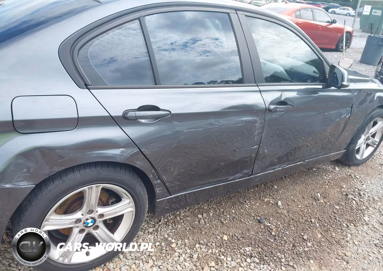 2014 BMW 320I xDrive VIN:WBA3C3C53EF985943 - 17