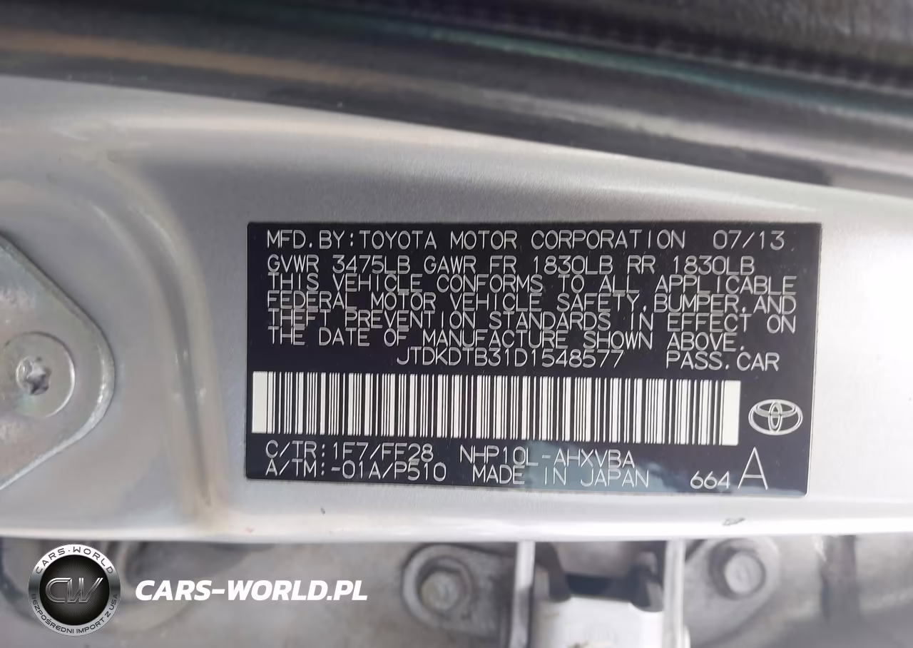 2013 Toyota Prius C Two VIN:JTDKDTB31D1548577 - 9