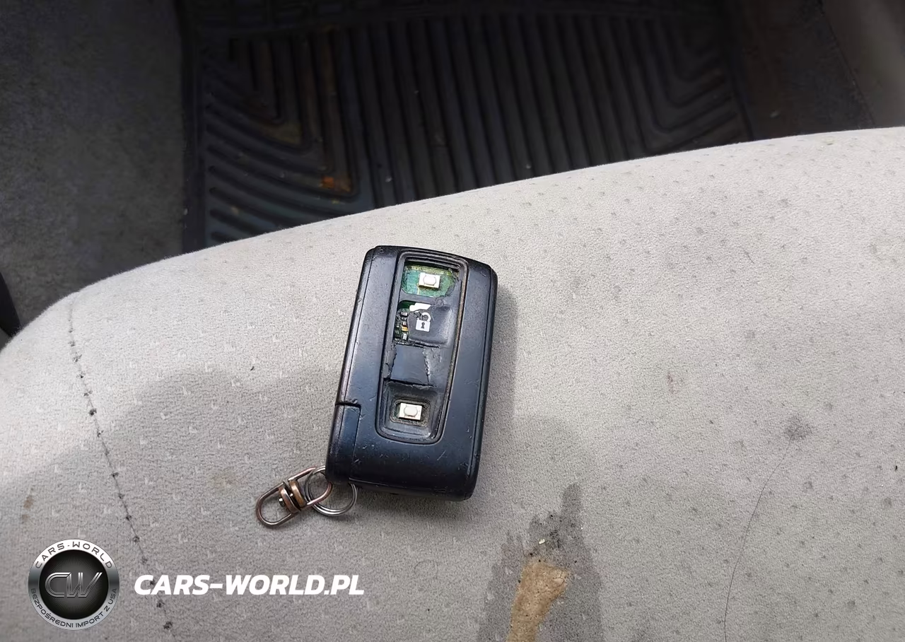 2008 Toyota Prius VIN:JTDKB20U387711101 - 11