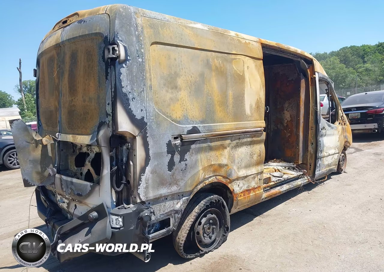 2024 Ford Transit-250 VIN:1FTBR1C89RKB34559 - 4