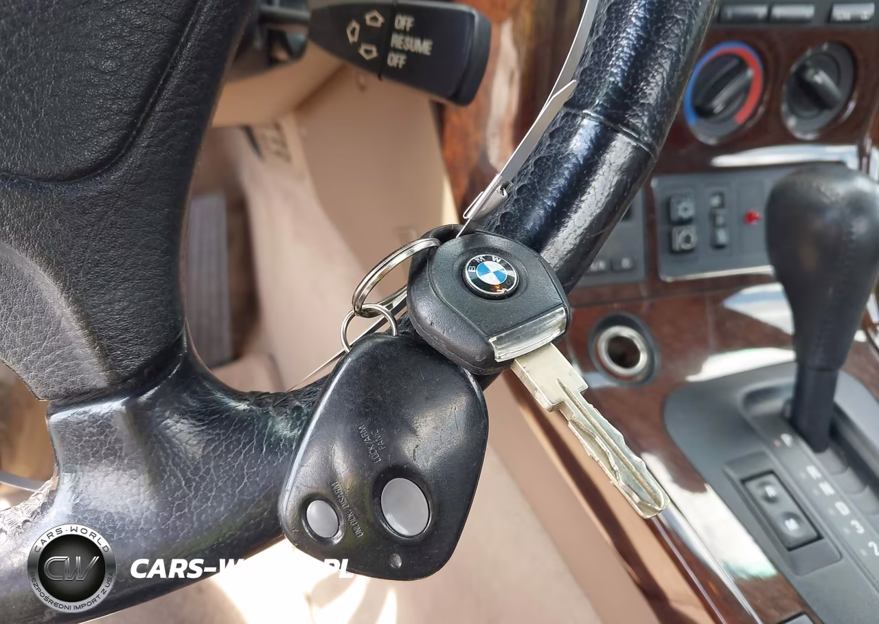 1997 BMW Z3 1.9L Roadster VIN:4USCH7328VLB80715 - 11