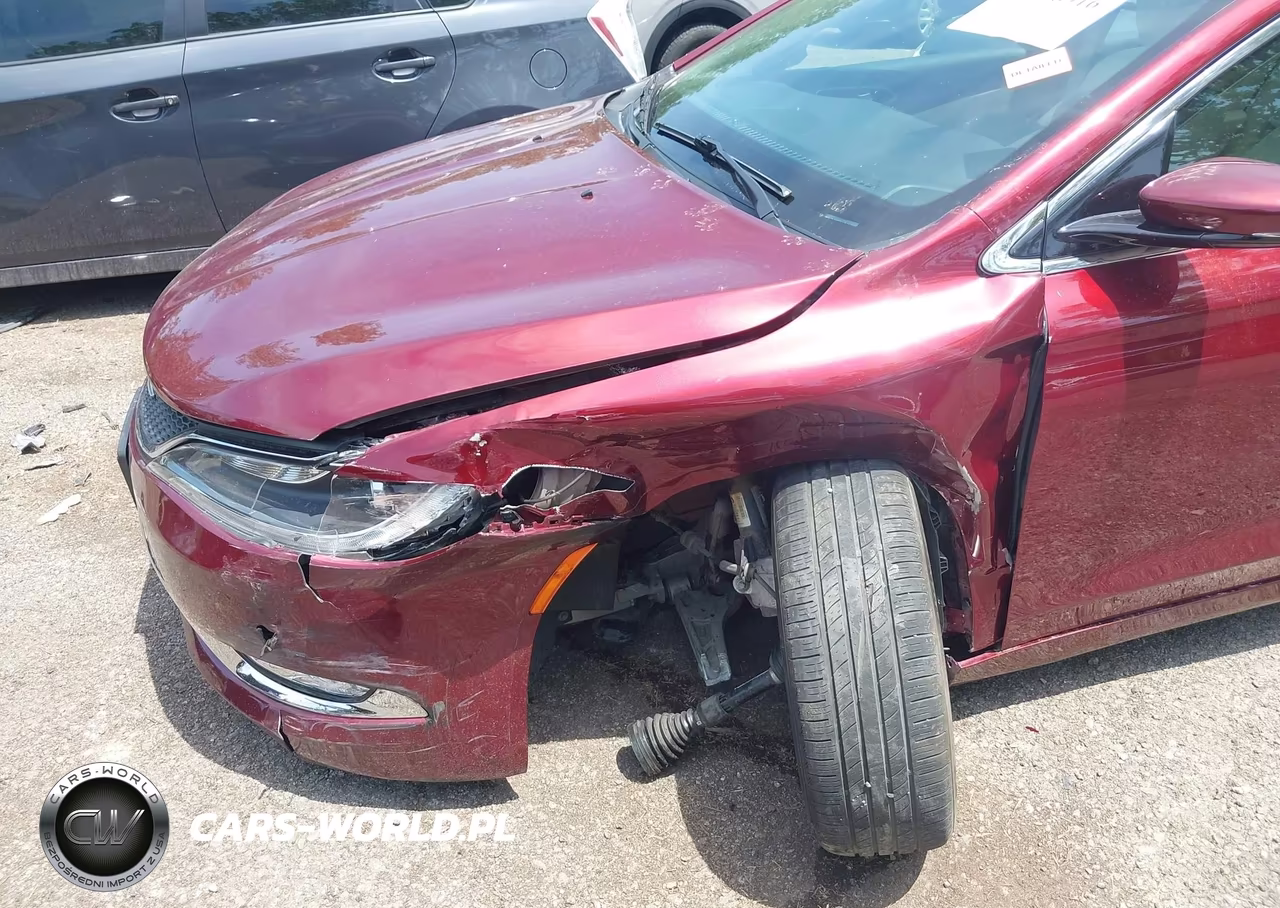 2015 Chrysler 200 C VIN:1C3CCCCB9FN546900 - 6