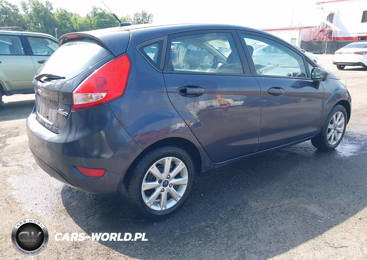 2012 Ford Fiesta Se VIN:3FADP4EJXCM182044 - 4