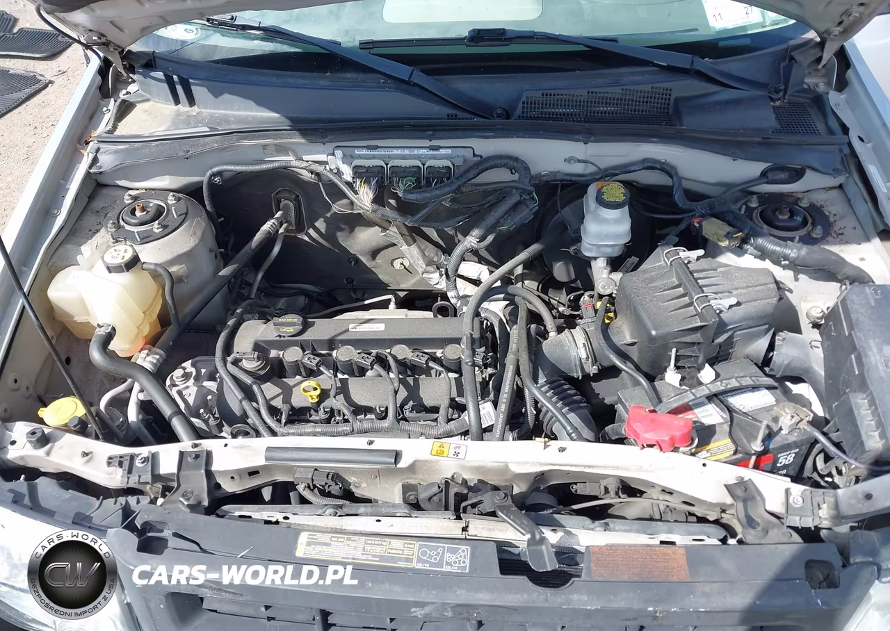 2011 Ford Escape Xls VIN:1FMCU9C75BKA02702 - 10