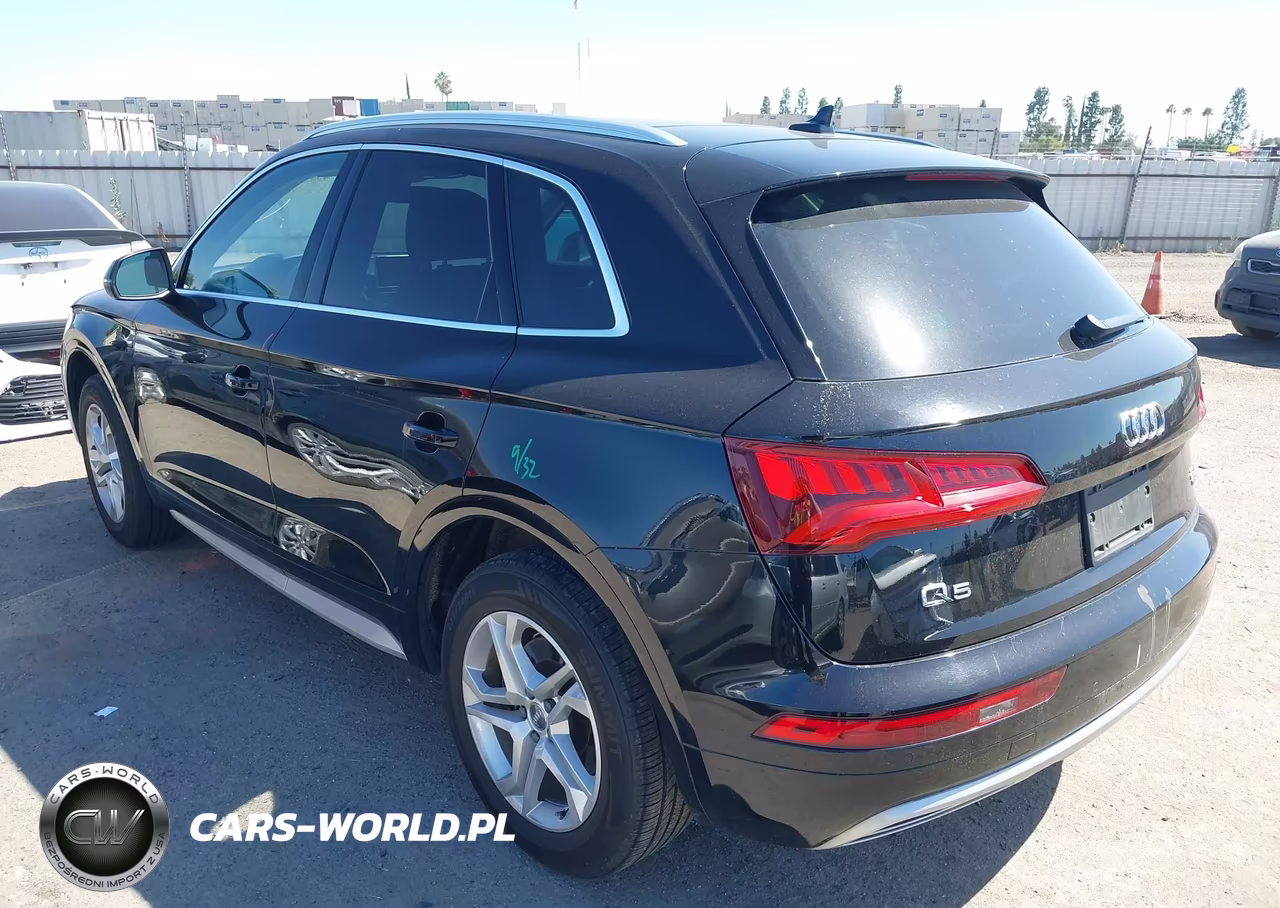 2018 Audi Q5 2.0T Premium-2.0T Tech Premium VIN:WA1BNAFY6J2205660 - 3
