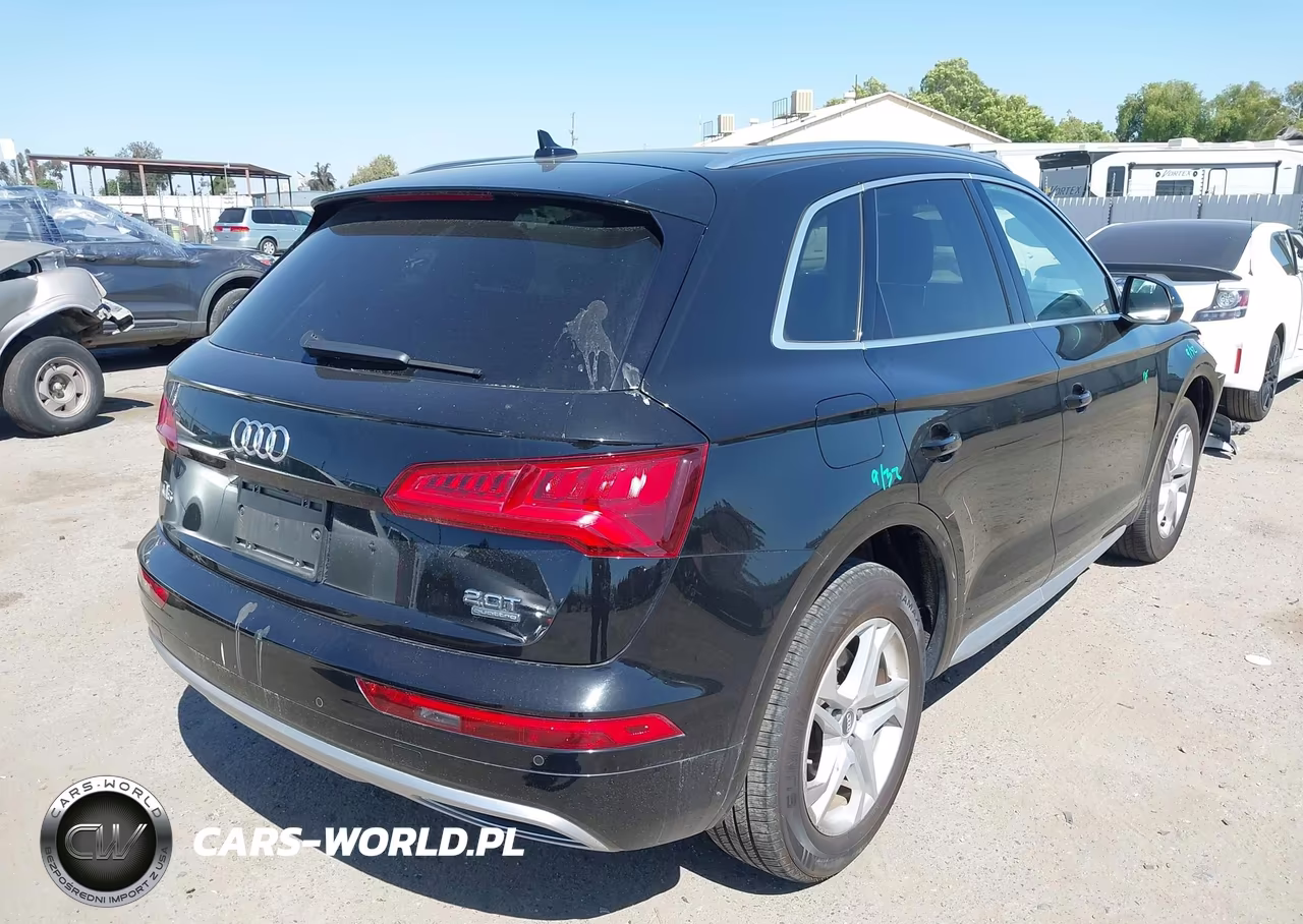 2018 Audi Q5 2.0T Premium-2.0T Tech Premium VIN:WA1BNAFY6J2205660 - 4