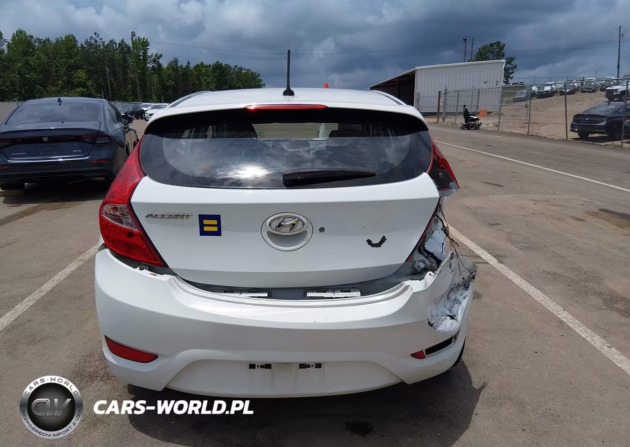 2013 Hyundai Accent Se VIN:KMHCU5AE7DU066371 - 16