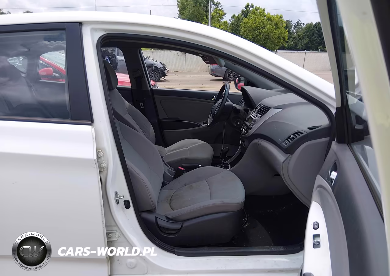 2013 Hyundai Accent Se VIN:KMHCU5AE7DU066371 - 5