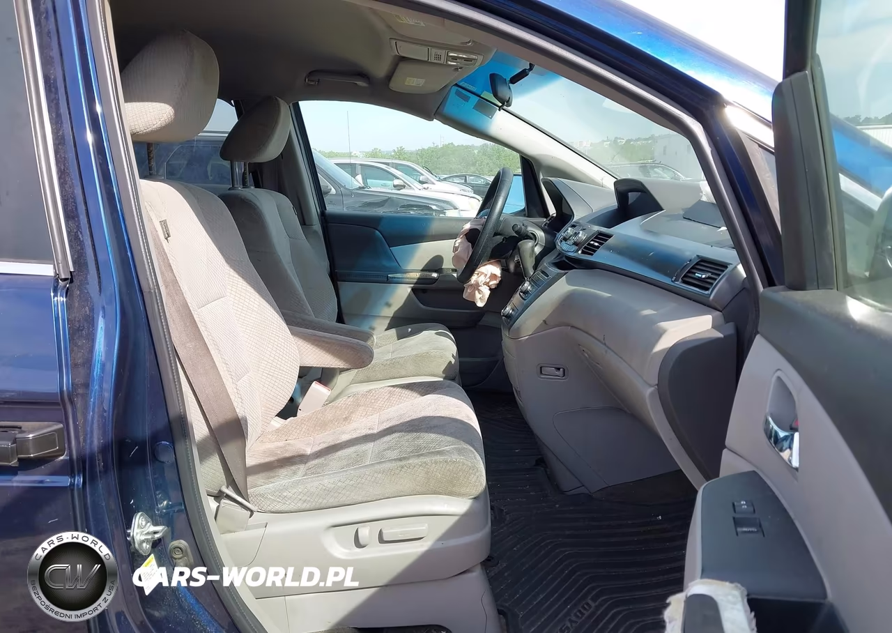 2015 Honda Odyssey Lx VIN:5FNRL5H26FB099581 - 5