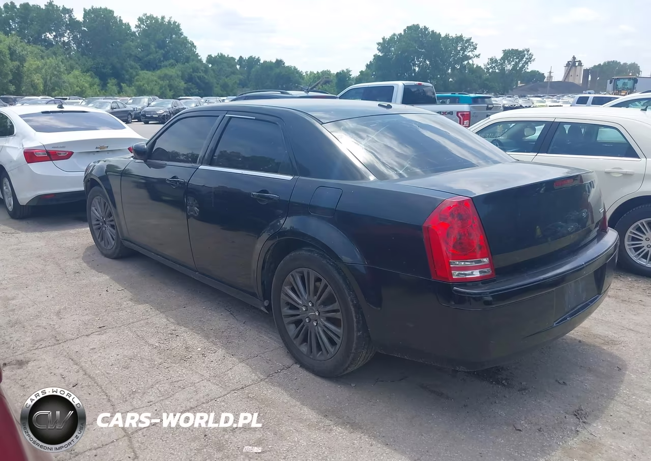 2010 Chrysler 300 300S V6 VIN:2C3CA2CV5AH329047 - 3
