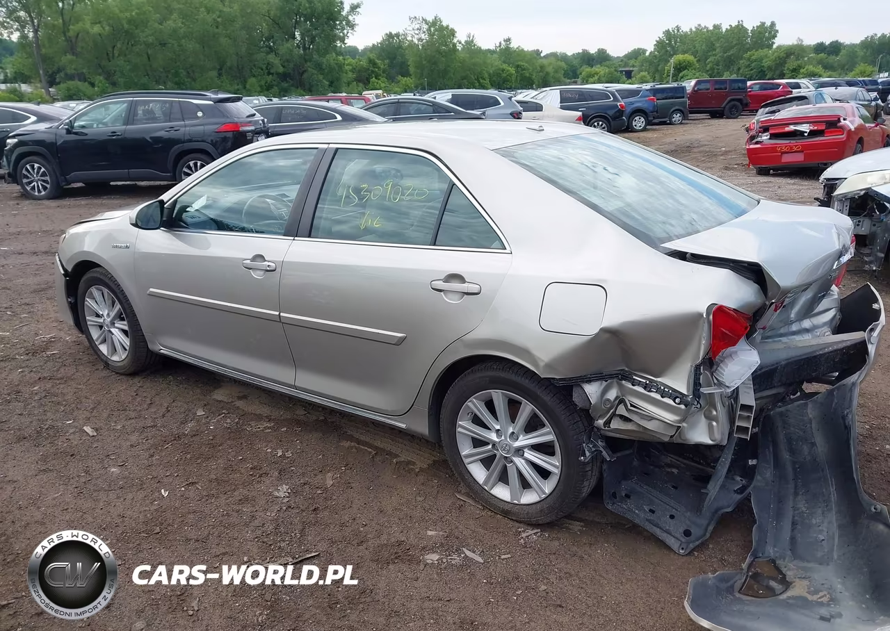 2014 Toyota Camry Hybrid Xle VIN:4T1BD1FKXEU122713 - 3