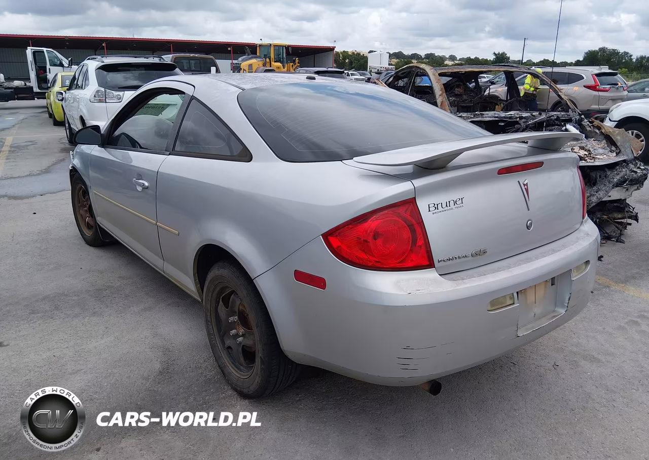 2008 Pontiac G5 VIN:1G2AL18F687267256 - 3