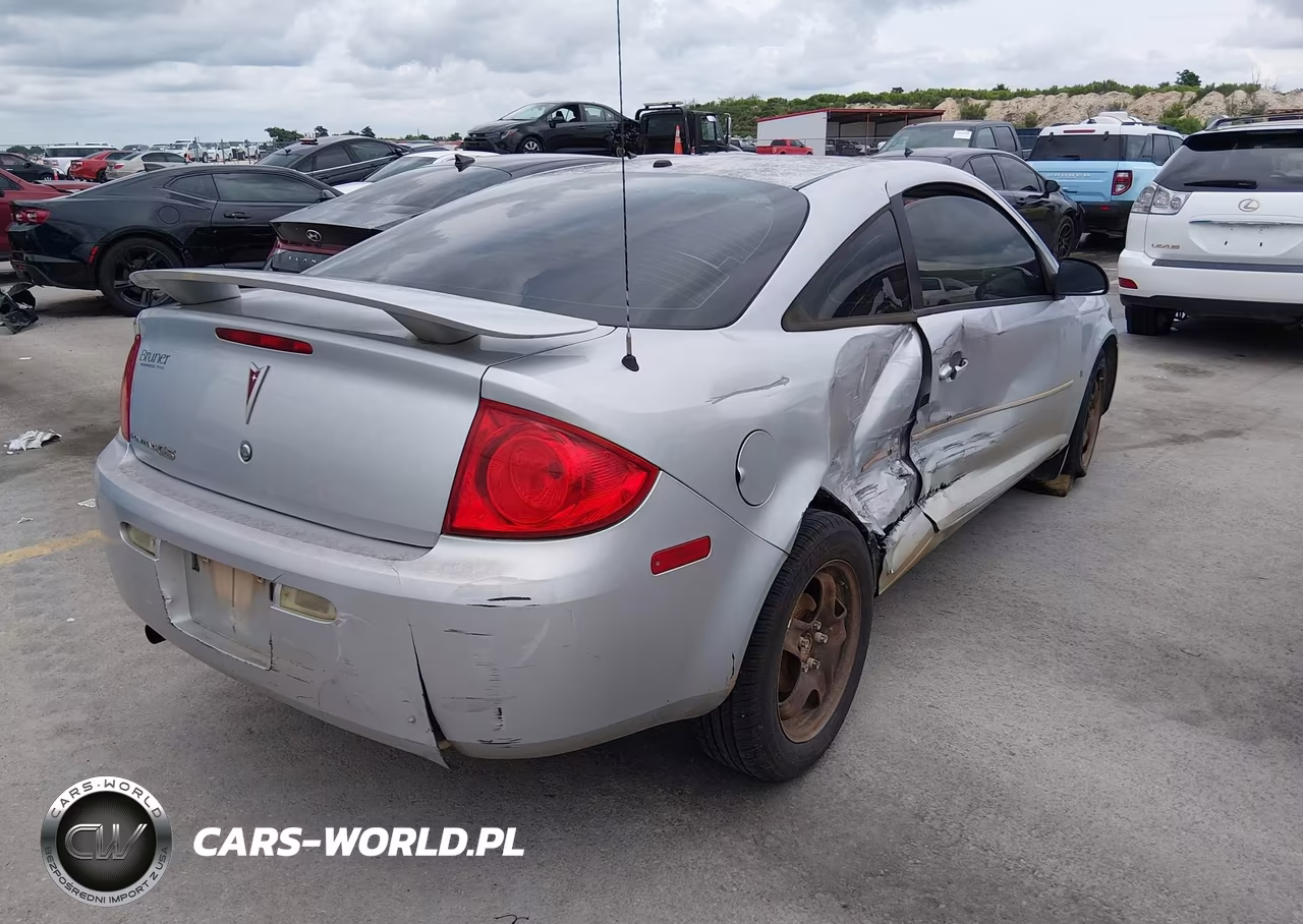 2008 Pontiac G5 VIN:1G2AL18F687267256 - 4