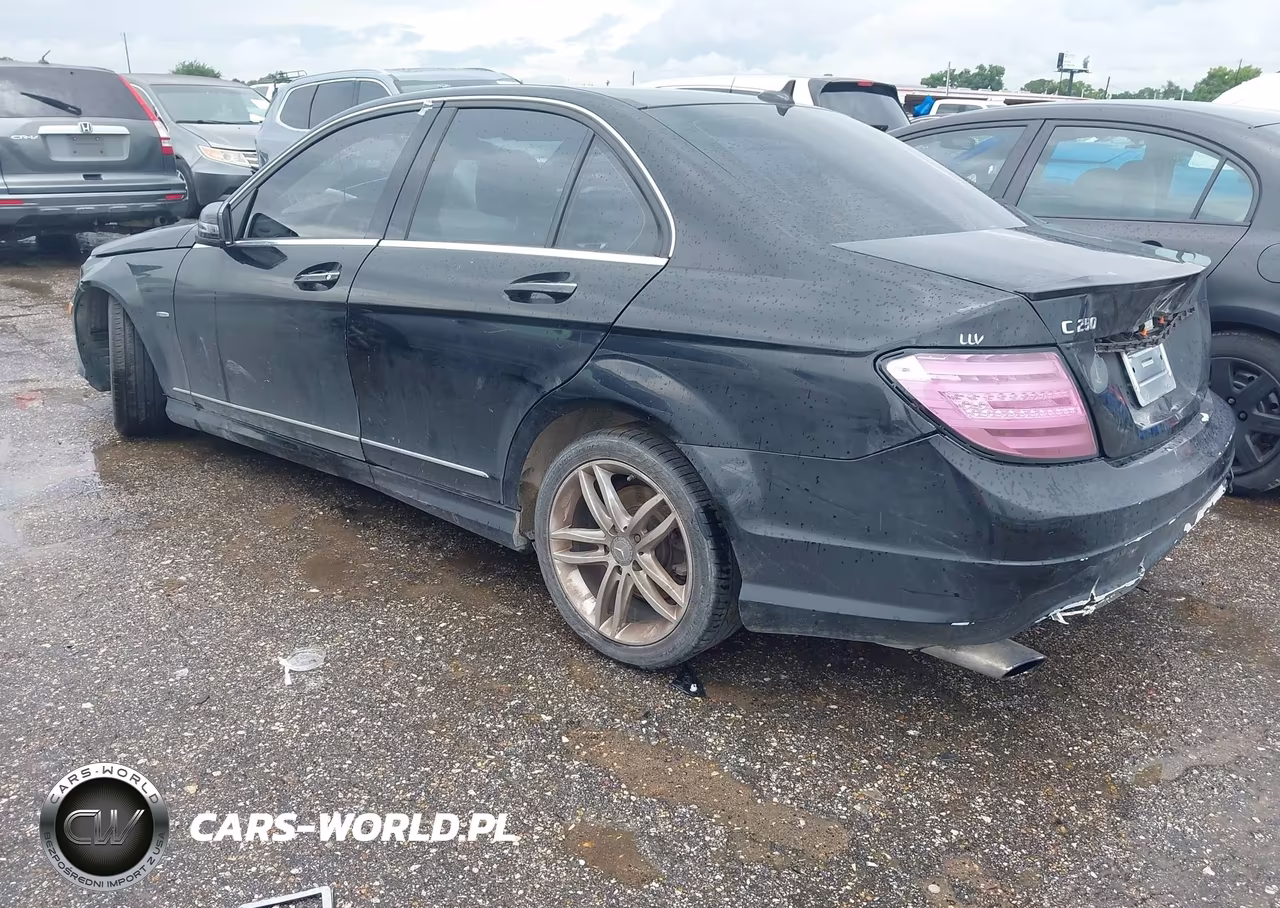 2012 Mercedes-Benz C 250 Sport VIN:WDDGF4HB9CA616794 - 3