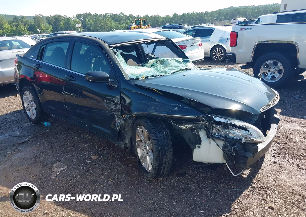 2013 Chrysler 200 Touring – zdjęcie 1 z 16