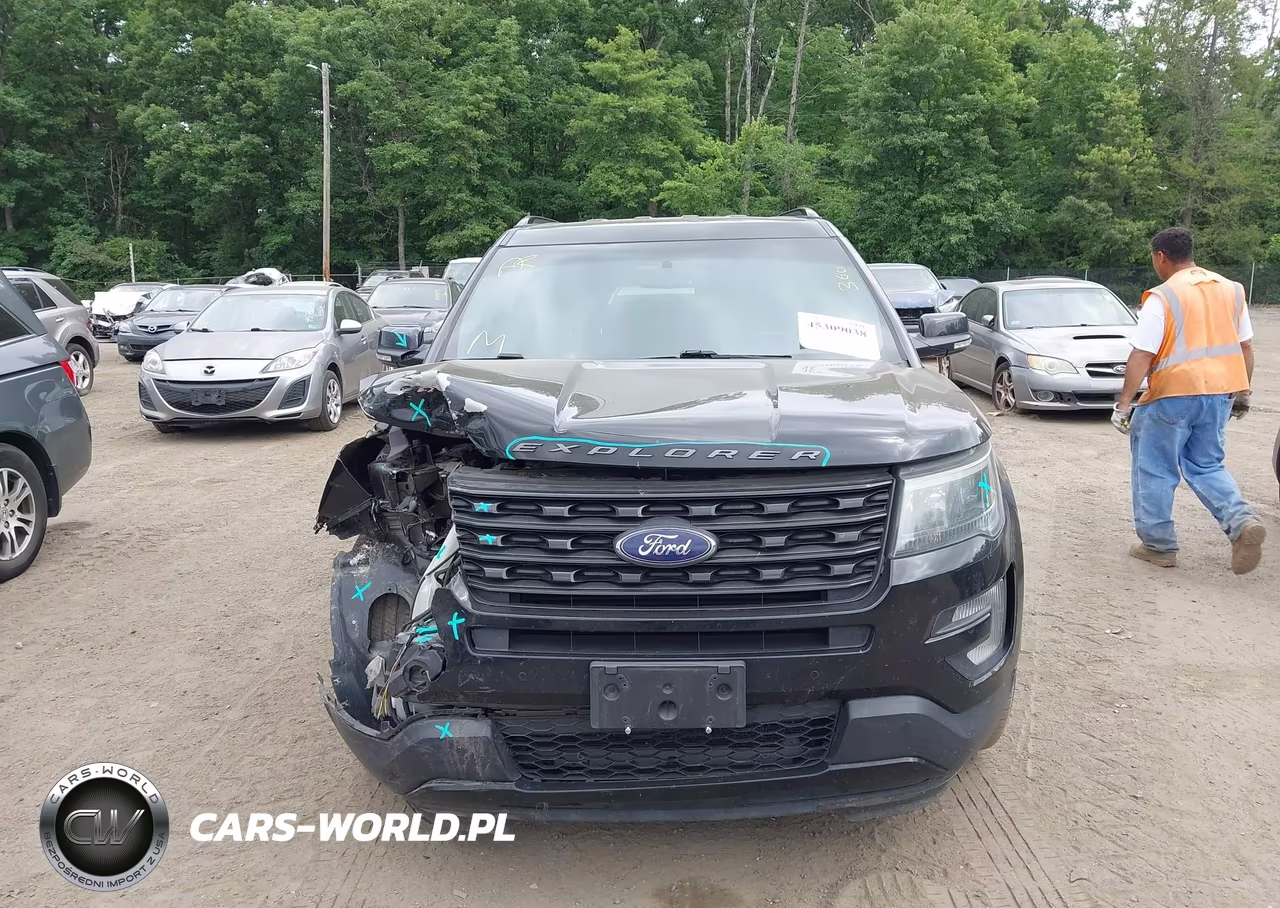 2017 Ford Explorer Sport VIN:1FM5K8GT7HGA55641 - 12