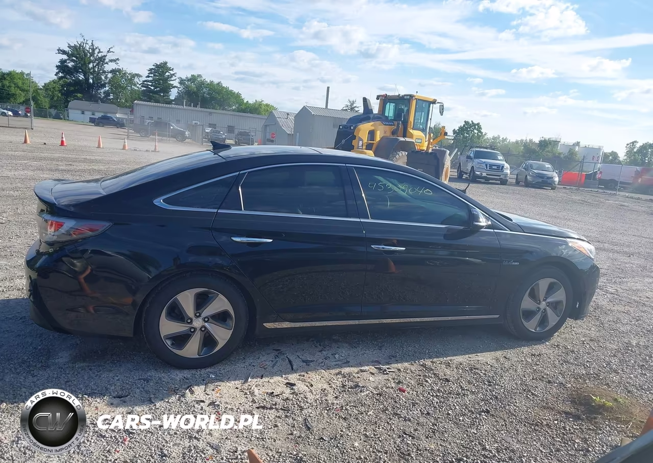 2017 Hyundai Sonata Hybrid Limited VIN:KMHE34L34HA067101 - 14