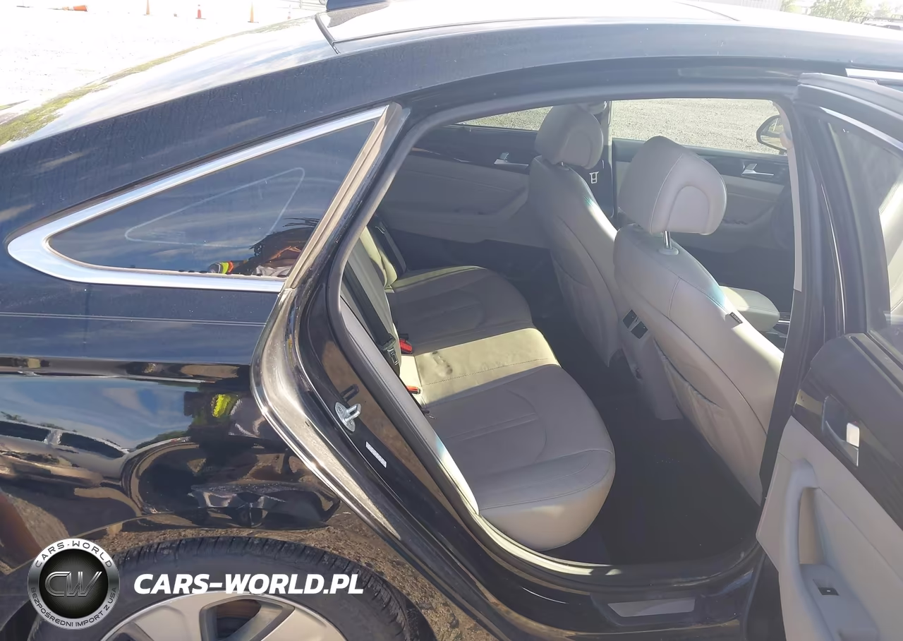 2017 Hyundai Sonata Hybrid Limited VIN:KMHE34L34HA067101 - 8