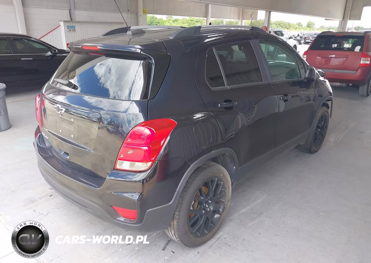 2021 Chevrolet Trax Awd Lt VIN:KL7CJPSBXMB342614 - 4