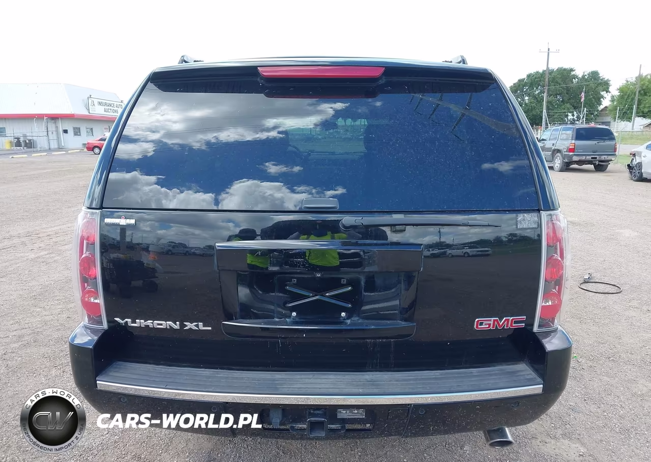 2013 GMC Yukon Xl 1500 Denali VIN:1GKS1MEF3DR302303 - 17